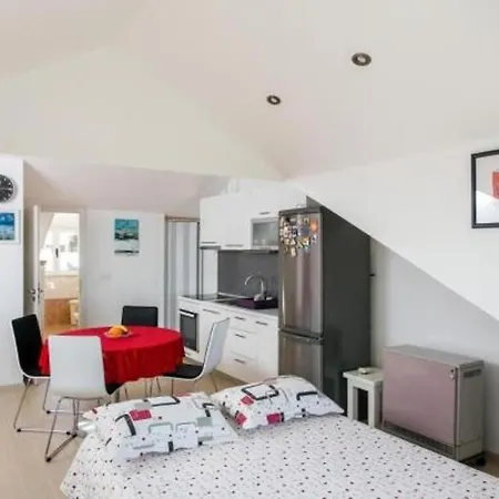 Apartment Monta - Studio With Sea View
